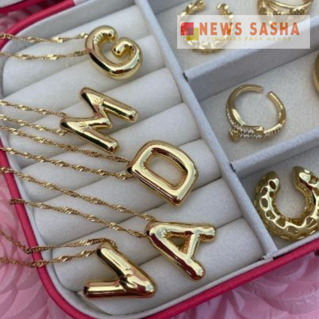 COLLAR LETRAS CHUNKY BAÑADO EN ORO Y PLATA DE 18K® | ENVIO GRATIS 🤩